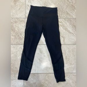 Black Lululemon leggings